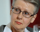 ����-����