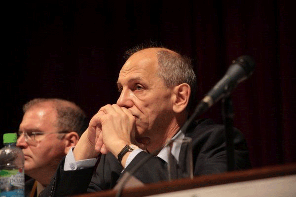 Александр Маров