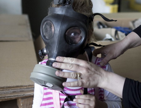 ����-����